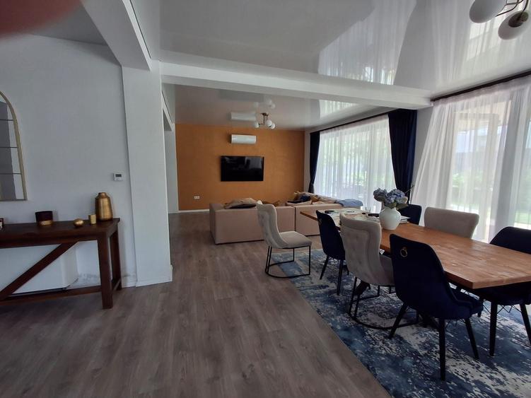 Casă individuală cu 4 camere cu Canalizare în Daia