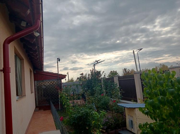 Casă individuală cu 3 camere cu Teren 700 Mp în Sânandrei