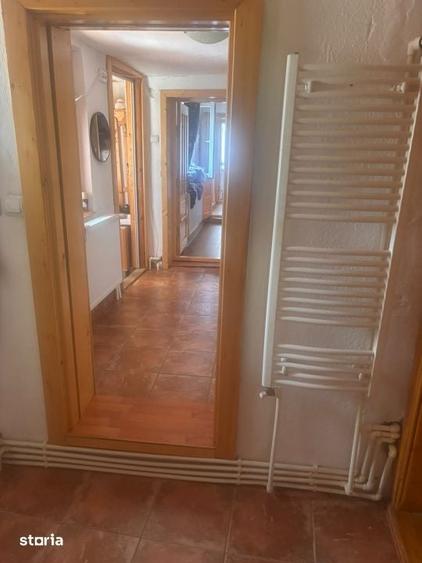 Casă cu 3 camere cu Teren 1000 Mp în Malu Mare