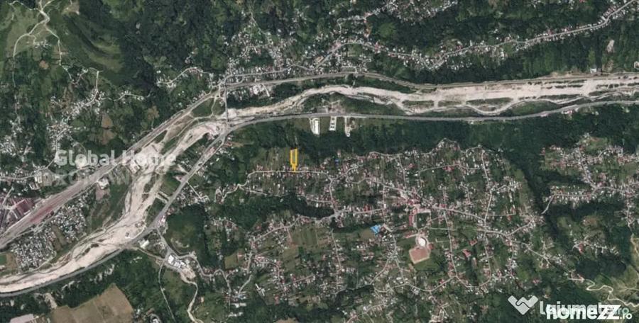 Teren de 4898 mp, în Cornu
