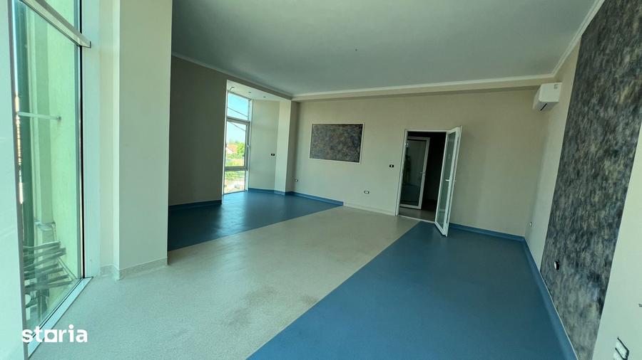 Spațiu comercial, de 70 mp, în Micălaca