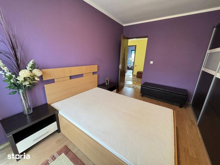 Casă cu 4 camere cu Teren 500 Mp în Central