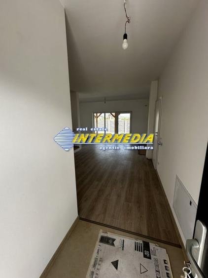 Casă individuală cu 3 camere cu Teren 370 Mp în Oarda