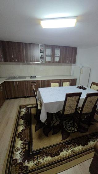 Casă cu 3 camere în Sântandrei