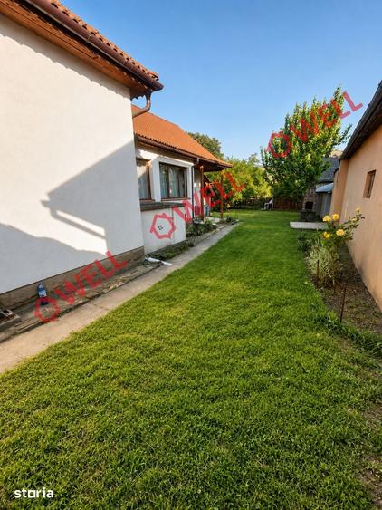 Casa familiala de vanzare in Bre?cu, la drumul principal! - 12