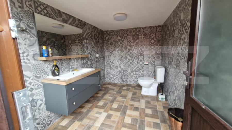 Casă individuală cu 6 camere cu Piscina în Baciu