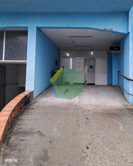 Spațiu comercial, de 200 mp, în Central
