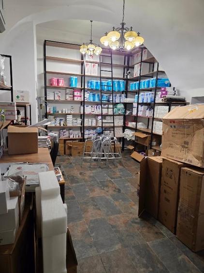 Spațiu comercial, de 98 mp, în Central