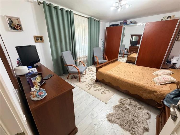 Apartament cu 2 camere decomandat, mobilat în Aeroport