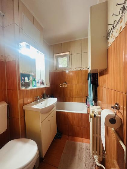 Apartament cu 2 camere semidecomandat, mobilat în Mănăștur