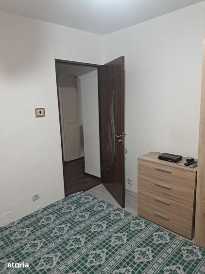 Apartament cu 2 camere decomandat în Broșteni