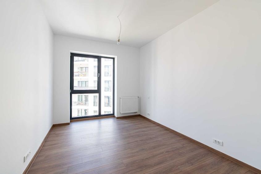Apartament cu 3 camere decomandat în Costin Georgian