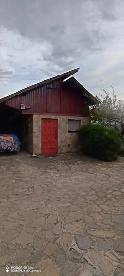 Casă cu Teren 2000 Mp în Șipotu