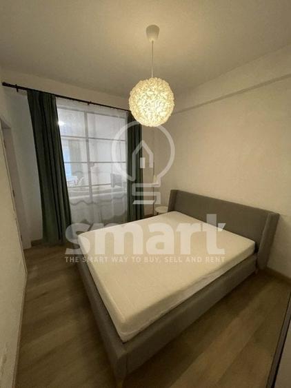 Apartament cu 5 camere semidecomandat, mobilat în Gruia