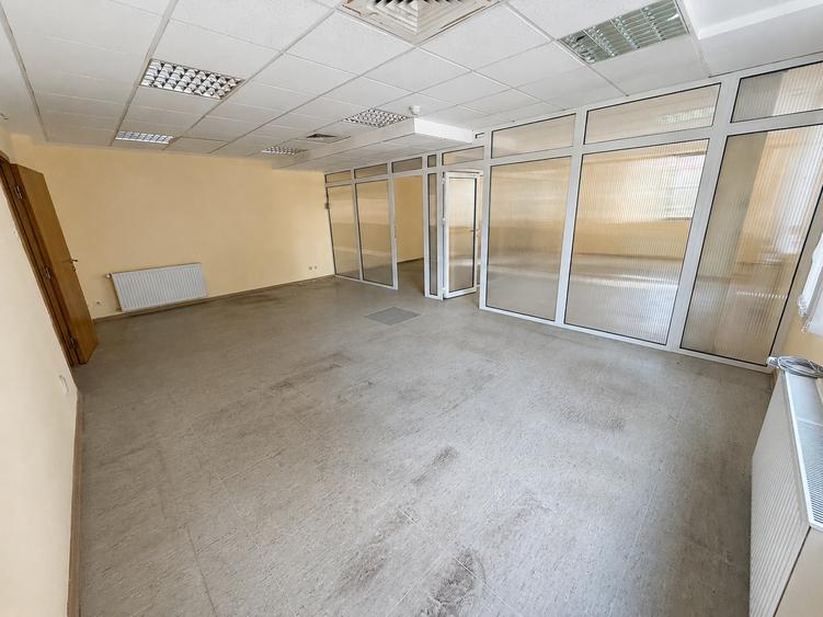 Birou, de 130 mp, în Tei
