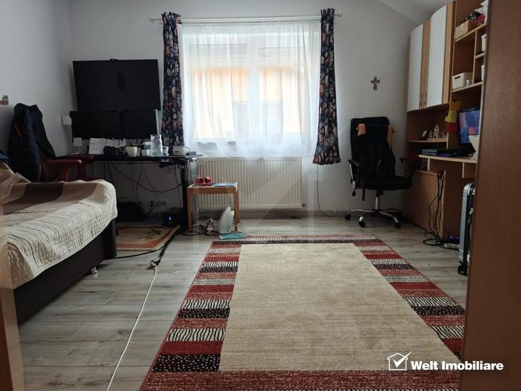 Duplex cu 4 camere cu Canalizare în Florești