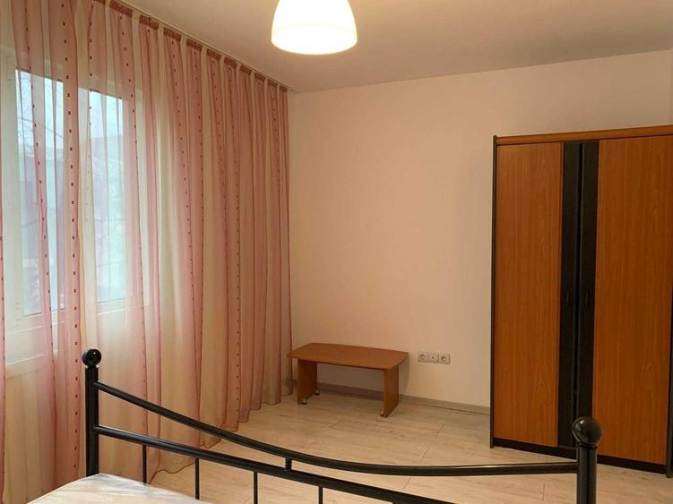 Casă cu 2 camere în Central