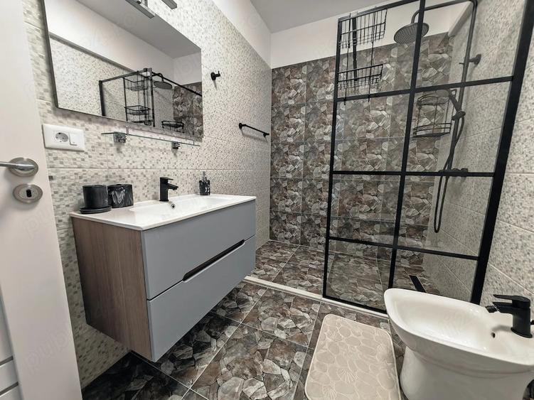Apartament cu 2 camere decomandat în Exterior Vest