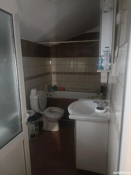 Casă cu Teren 1439 Mp în Alioș