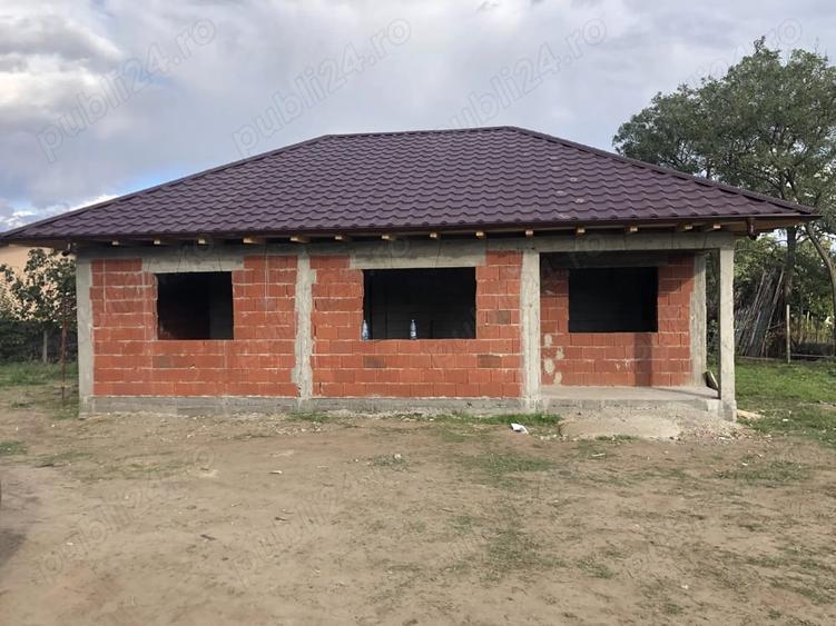 Casă cu 5 camere în Șivița