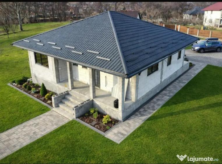 Casă cu 3 camere cu Teren 1200 Mp în Tăuții-Măgherăuș