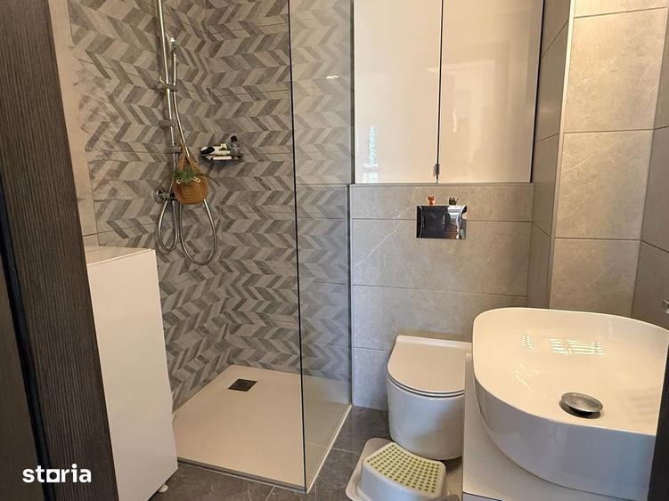 Apartament cu 5 camere în Herăstrău