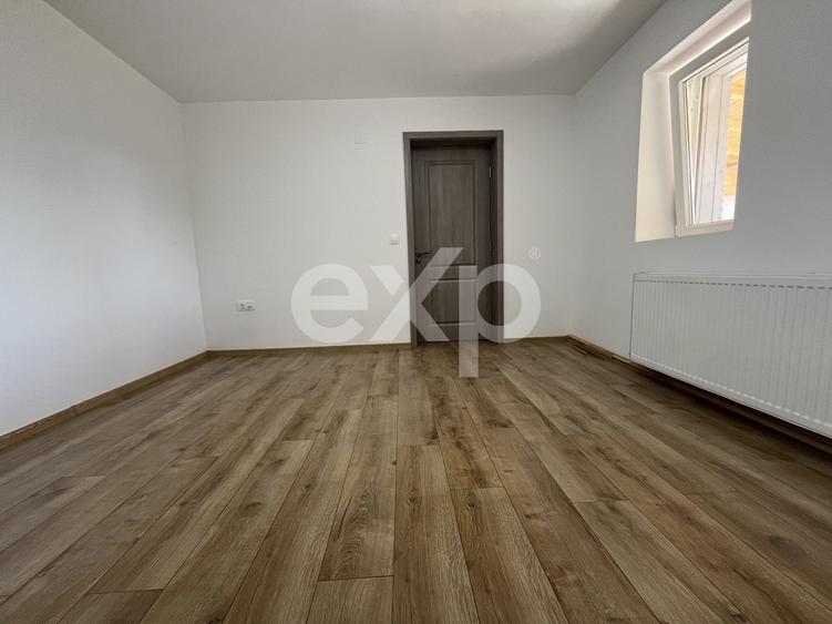 Casă individuală cu 4 camere cu Teren 861 Mp în Cuparu