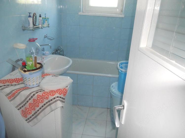 Apartament cu 2 camere decomandat în Mărăței