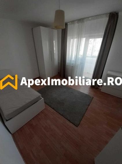Apartament cu 3 camere decomandat, mobilat în Brâncoveanu