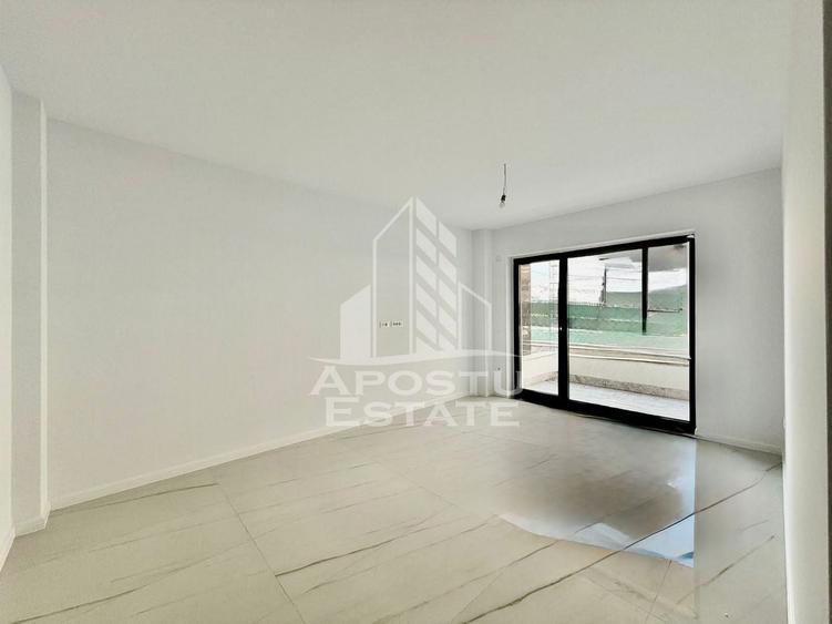 Apartament cu 2 camere semidecomandat în Torontalului