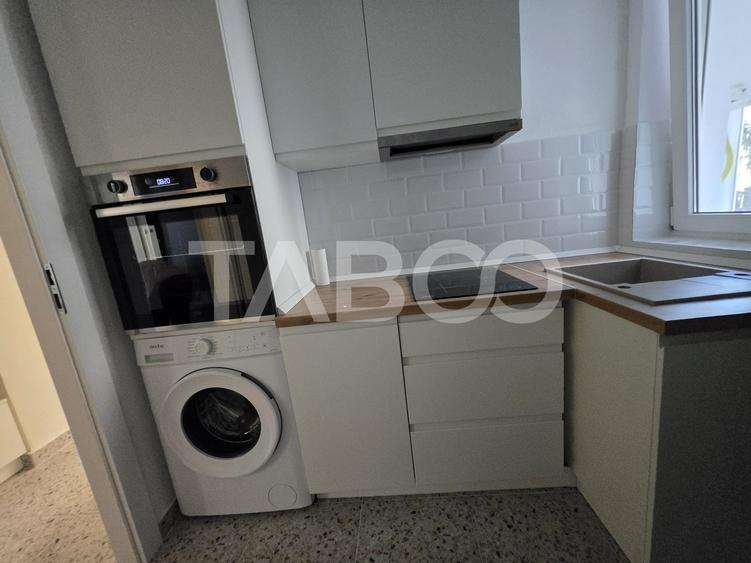 Apartament cu 3 camere semidecomandat, mobilat în Mihai Viteazul