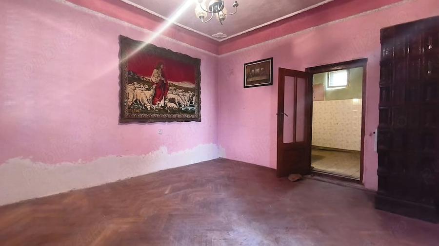 Casă cu 3 camere cu Teren 212 Mp în Ultracentral