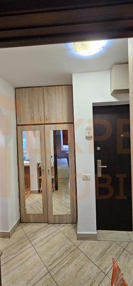 Apartament cu 2 camere semidecomandat, mobilat în City Park Mall