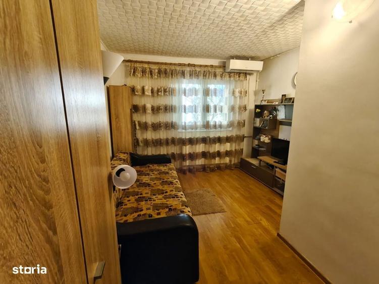 2 camere , bloc 1975, pe str. Valea Lunga - 2