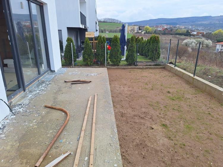 Duplex cu 4 camere cu Canalizare în Borhanci