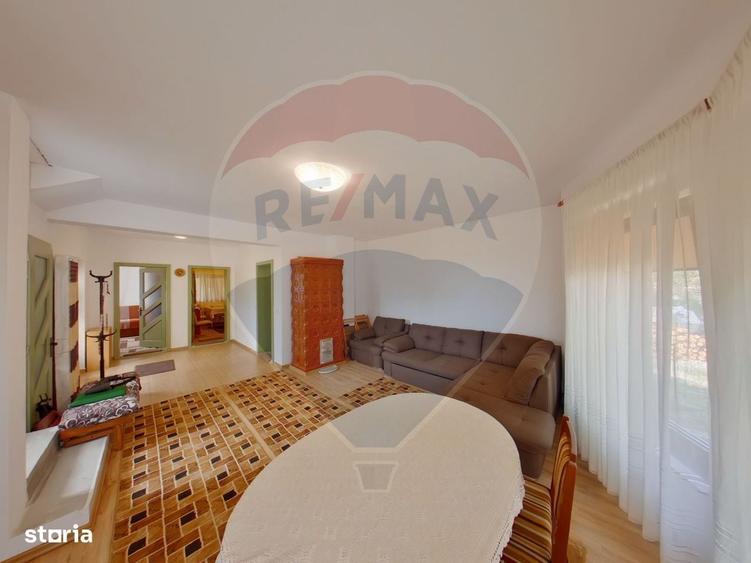 Casă cu 4 camere cu Teren 659 Mp în Câmpulung la Tisa