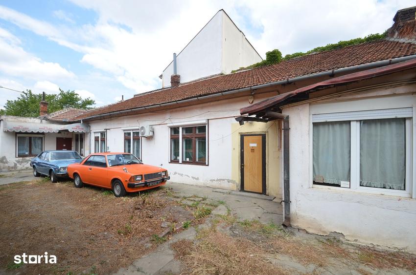 Casă cu 2 camere cu Teren 75 Mp în Central
