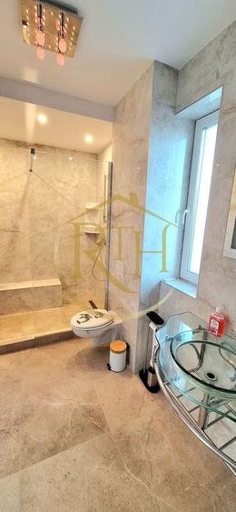 Apartament cu 2 camere semidecomandat, mobilat în Giroc