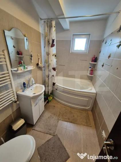 Apartament cu 3 camere decomandat în George Enescu
