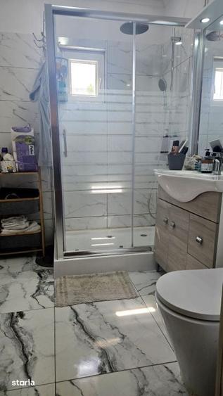 Apartament cu 3 camere decomandat în Exterior Sud