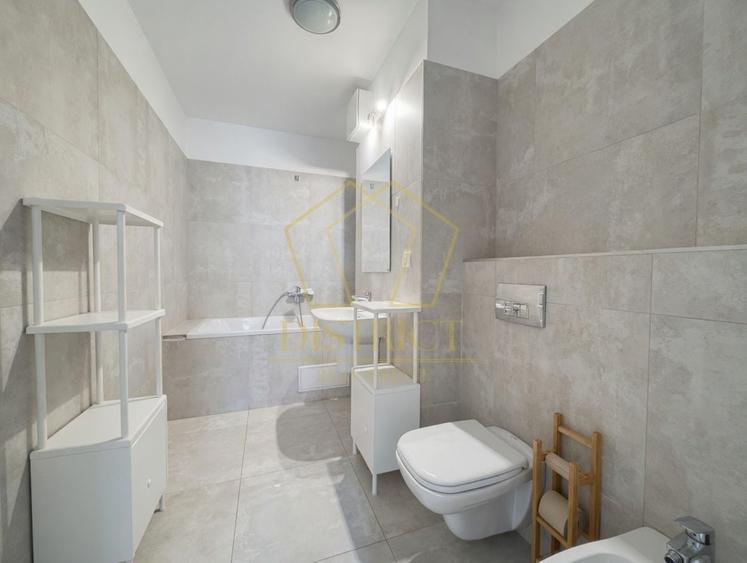 Apartament cu 3 camere decomandat în Bălcescu