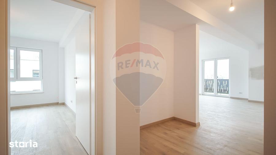 Apartament cu 3 camere în Tractorul