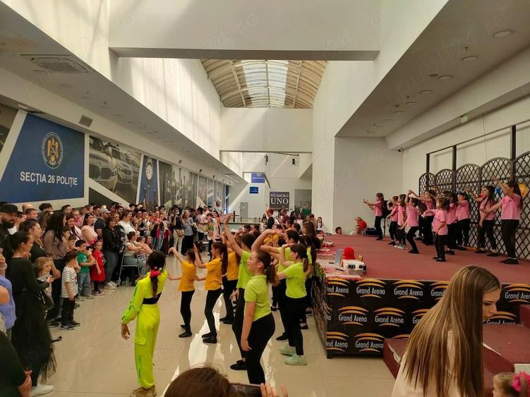 Casă cu 2 camere cu Teren 83 Mp în Vitan