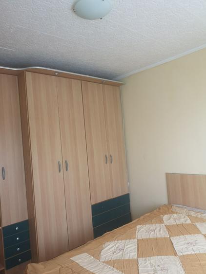 Apartament cu 3 camere decomandat în Nufărul