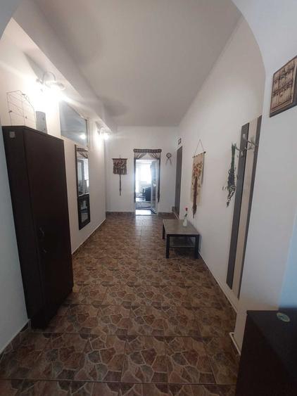 Apartament cu 4 camere decomandat în Ultracentral