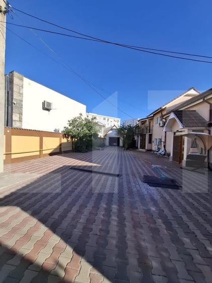 Casă individuală cu 4 camere cu Garaj în Central