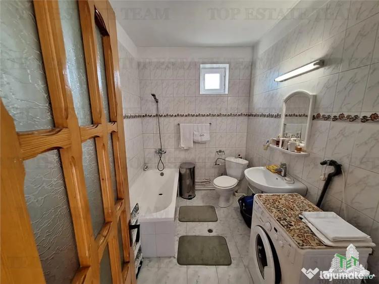 Casă cu 4 camere cu Teren 390 Mp în Central