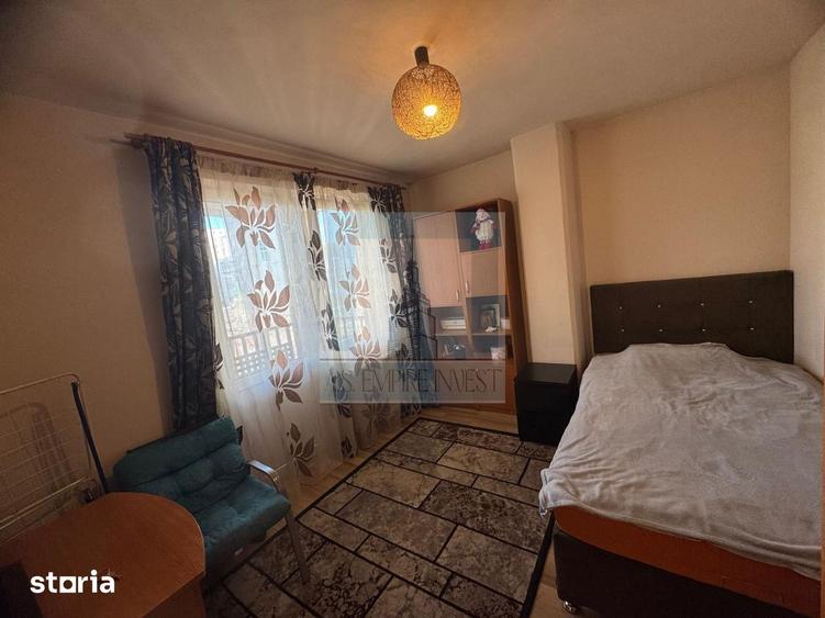 Apartament cu 3 camere în Centrul Civic