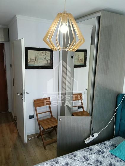 Garsonieră nedecomandată, mobilată în Complex Studențesc