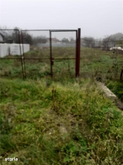 Teren de 1360 mp, în Cefa